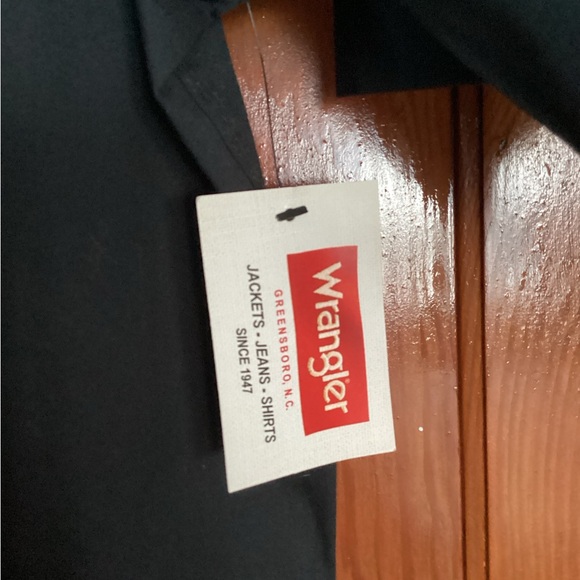 Wrangler Men's Navy Short Sleeve Shirt - Picture 5 of 6